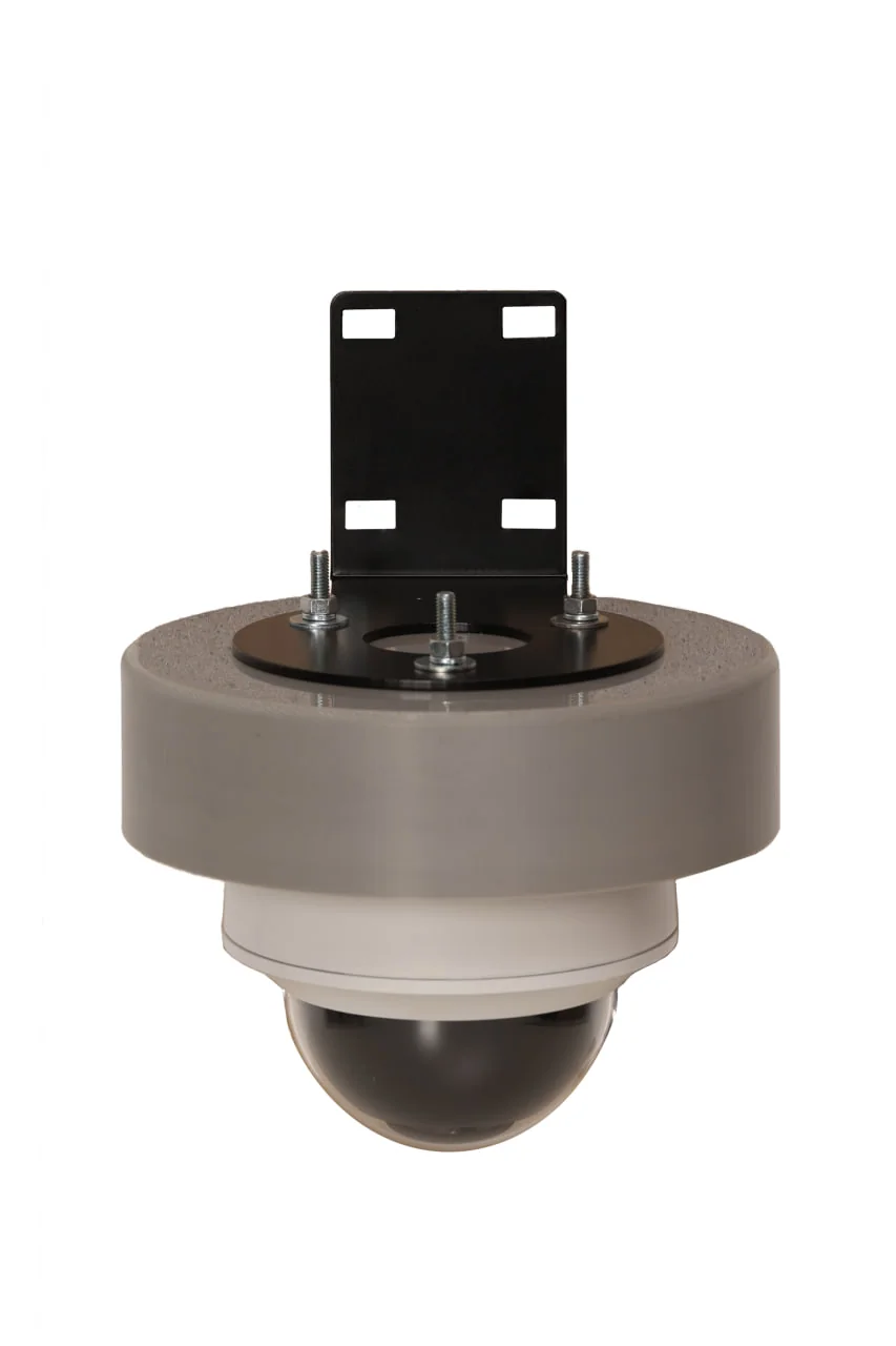 Ozon: чистый товарный кадр